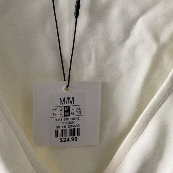 Cute cream crop - Picture 3 of 4